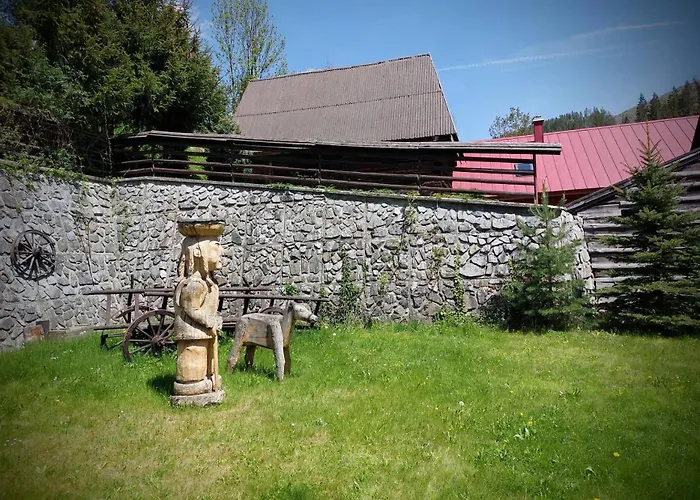 Traditional Cozy Cottage Bocanka